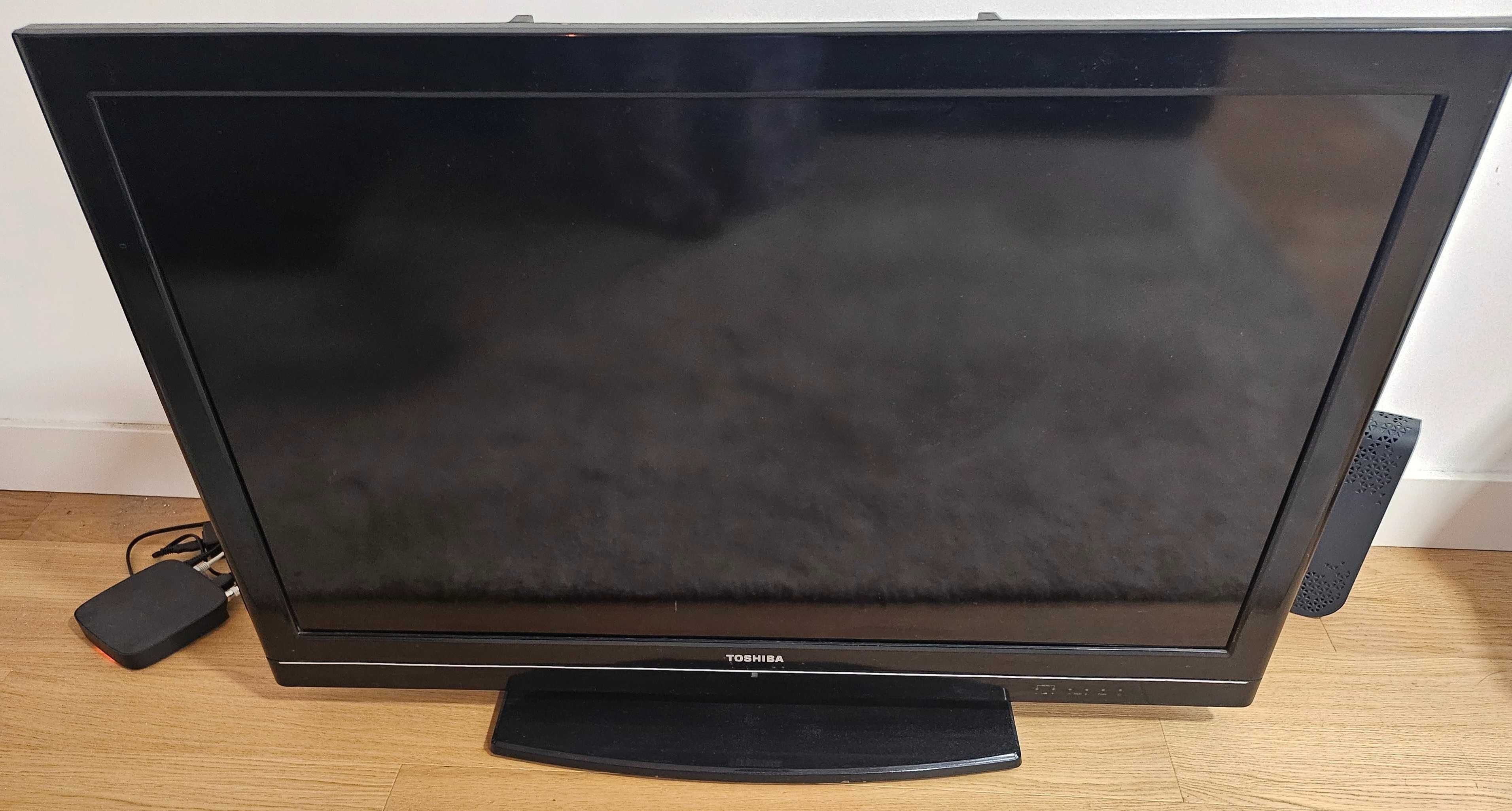 Televisão Toshiba 45 "