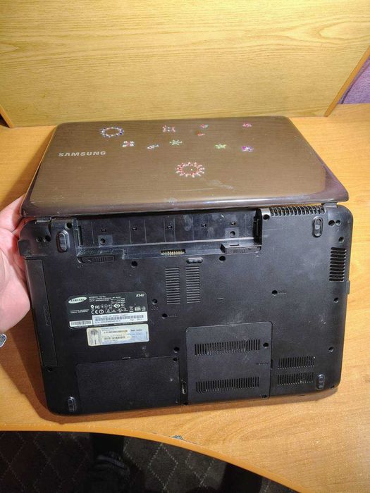 Samsung R540 Core i5/HD5400 ноутбук