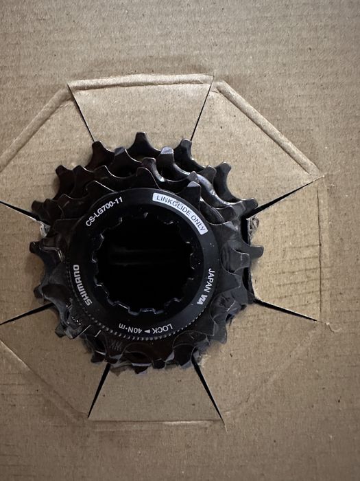 Cassete Shimano CUES LG700 LinkGlide