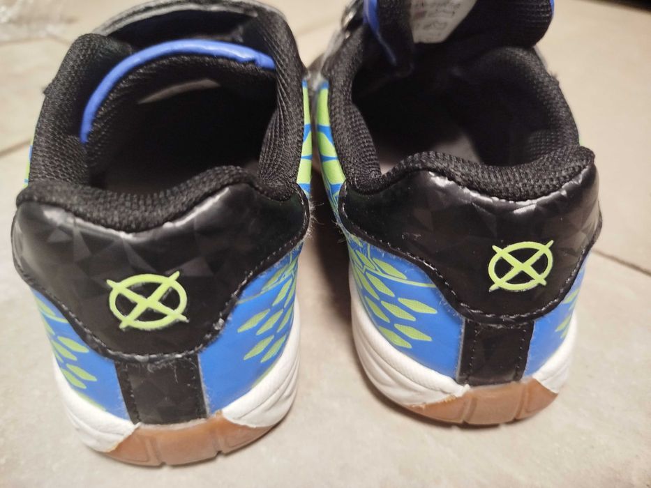 Halówki rozmiar 31 / adidasy / buty do piłki nożnej