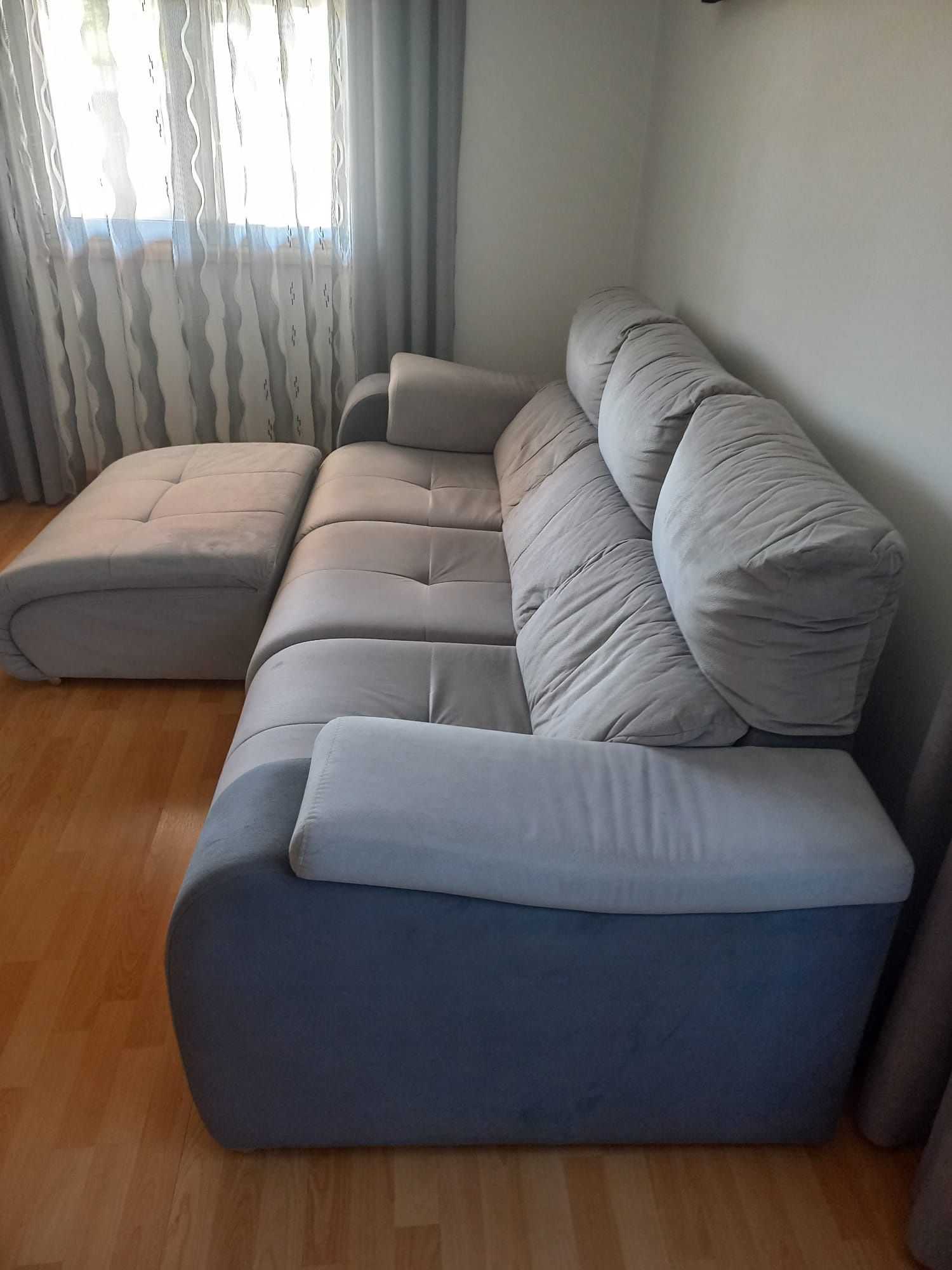 Sofá com Chaise Longue