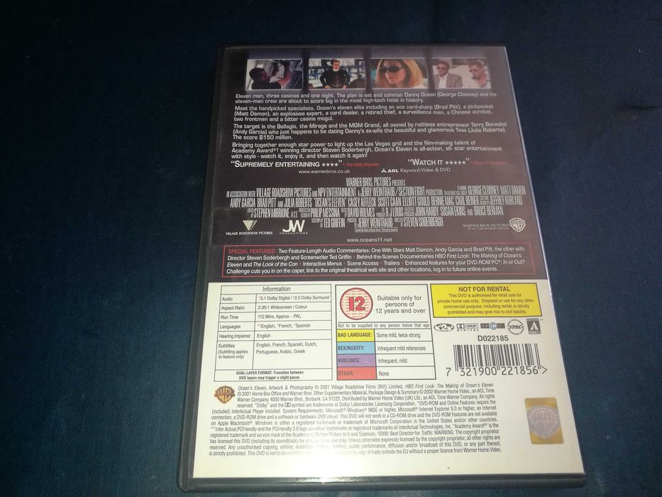 OCEANS ELEVEN 	DVD (legendagem em Inglês)