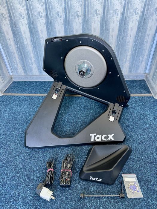 Смарт-станок Tacx Neo | Автономна робота | Повний комплект | Zwift