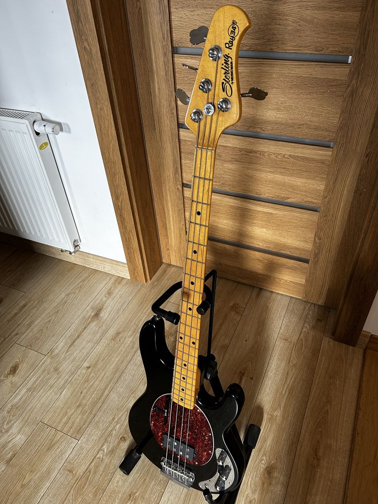 Gitara Basowa Sterling by MusicMan RAY34CA BK Ash Maple 21 progów