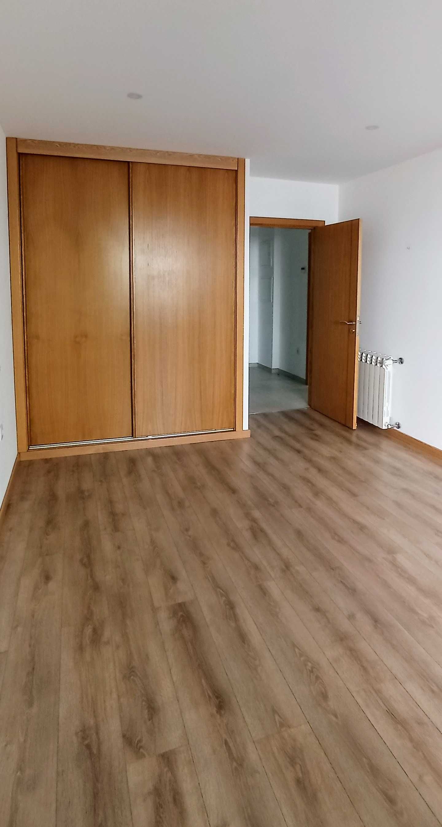Apartamento T1 próximo IPO - H.S.João