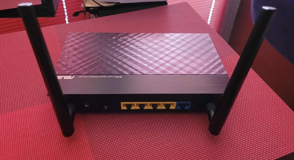 Продам маршрутизатор роутер Asus RT-N12 3in1 в чудовому стані