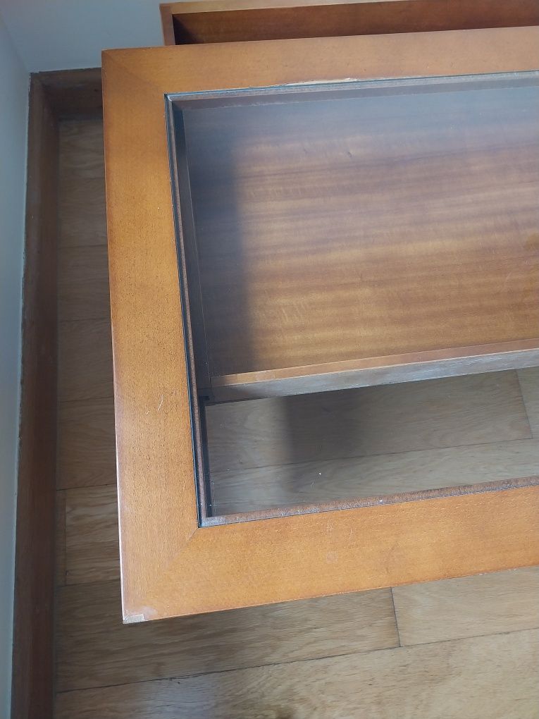 Coffee table em madeira