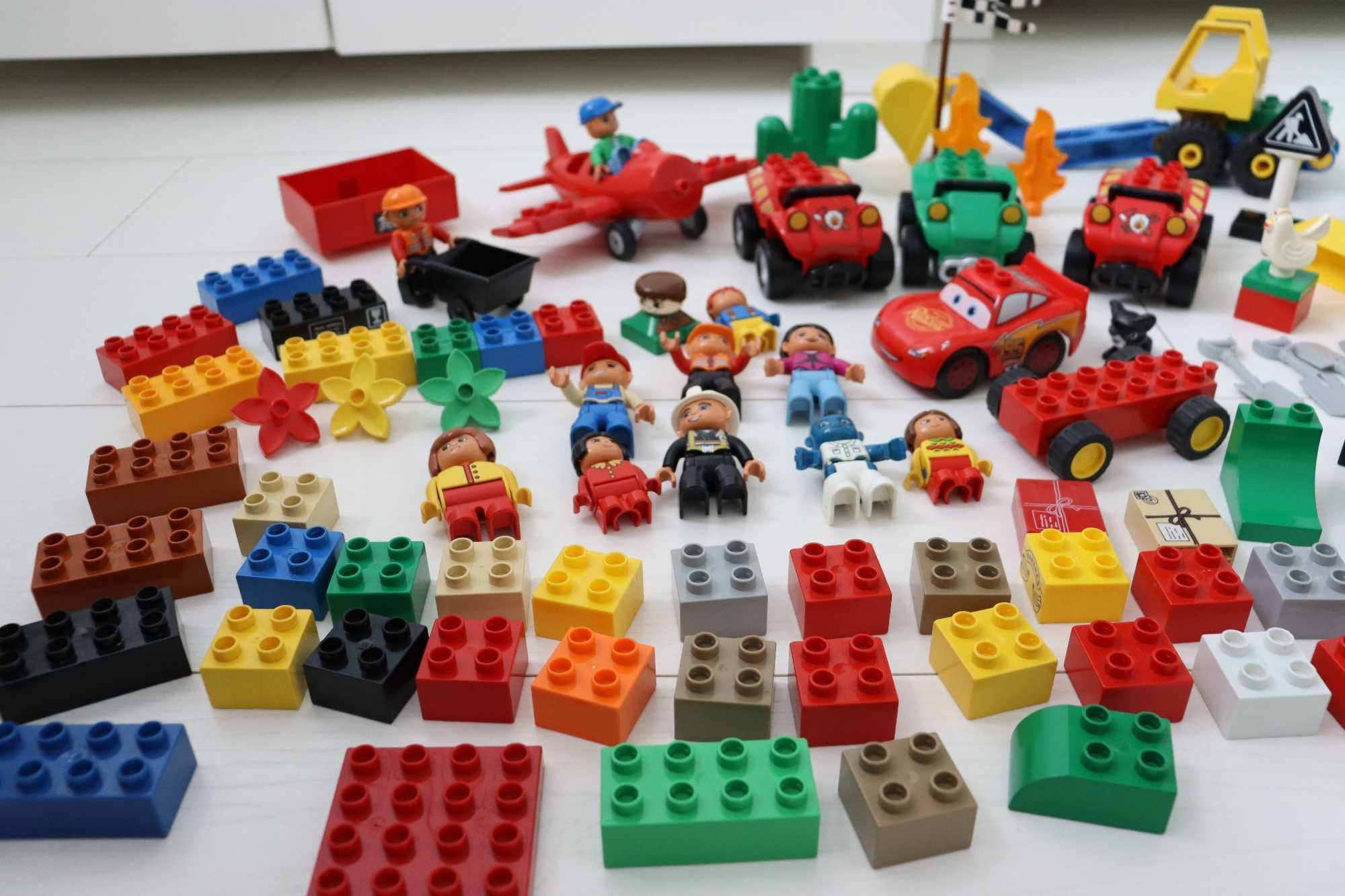 zestaw klocków LEGO DUPLO ponad 100 elementów! budowa koparka auta