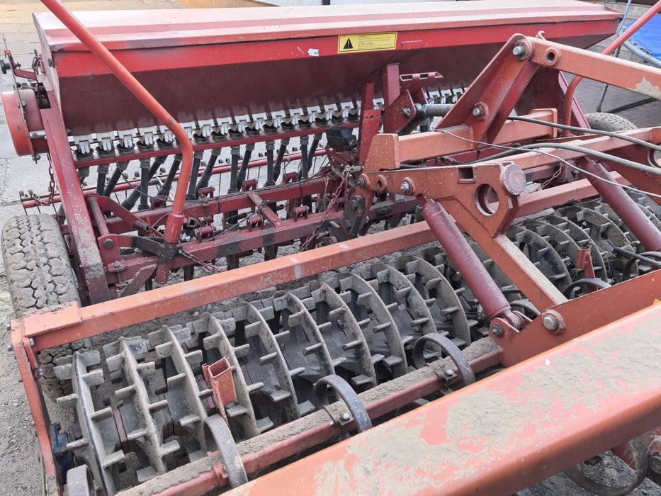 Agregat uprawowo siewny famarol 3 m