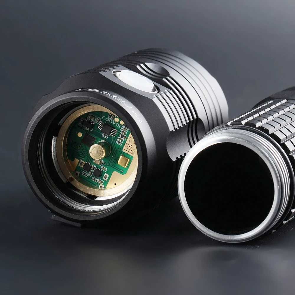 Ліхтар Convoy M3-C cree xhp 70,2 4300 люмен потужний фонарь мощный