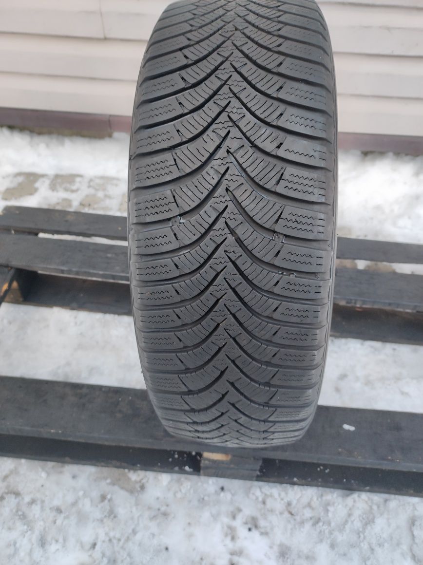 185.60.15 jedna opona Hankook Winter I'cept RS2