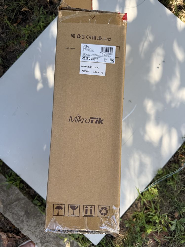Продам точку доступа MikroTik LHG 5ac