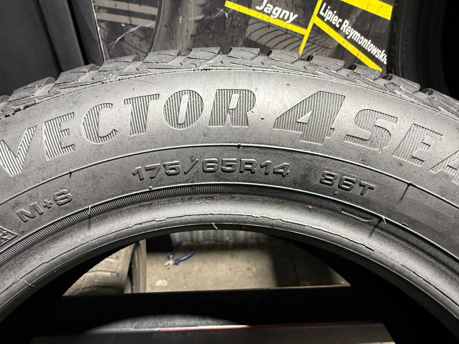 Opony Całoroczne 175/65/14 GOODYEAR Vector4Seasons #*3306