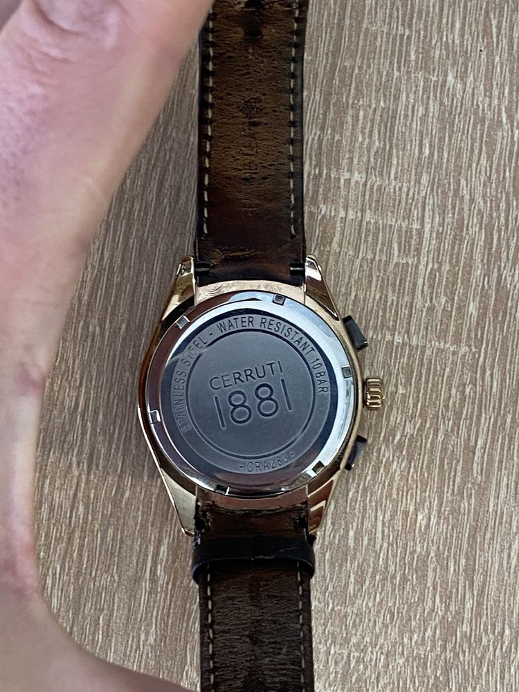 Cerruti 1881 Veliero męski zegarek na skórzanym pasku elegancki CRA283