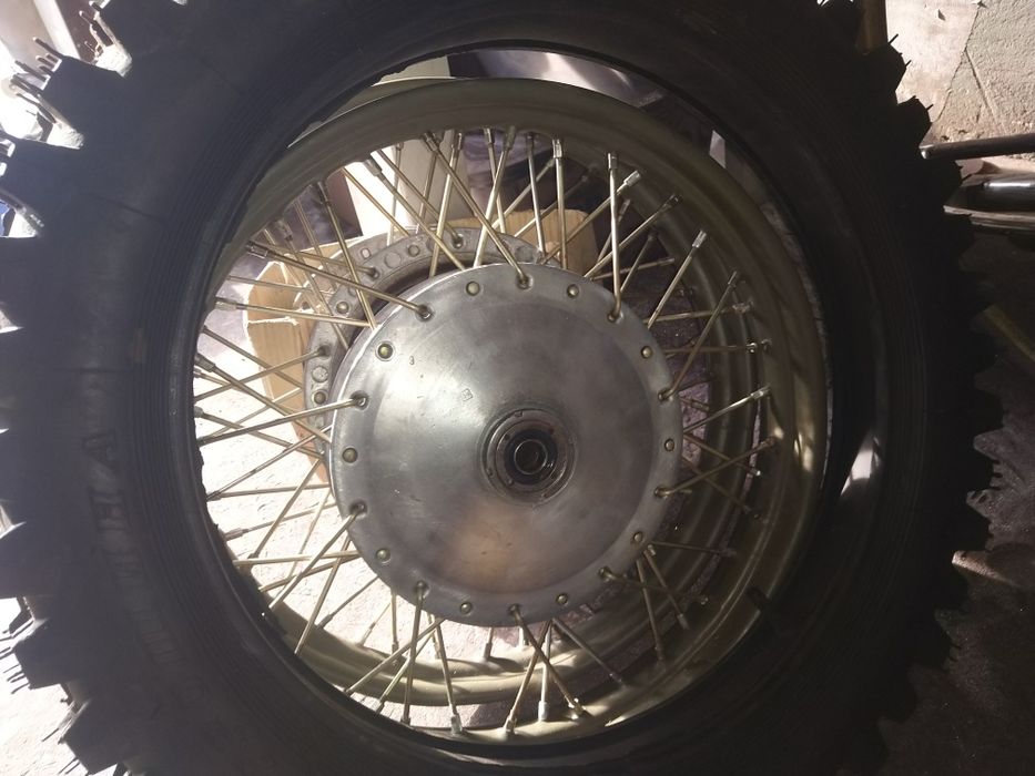 renowacja kół motocyklowych Zaplatanie centrowanie aquablasting