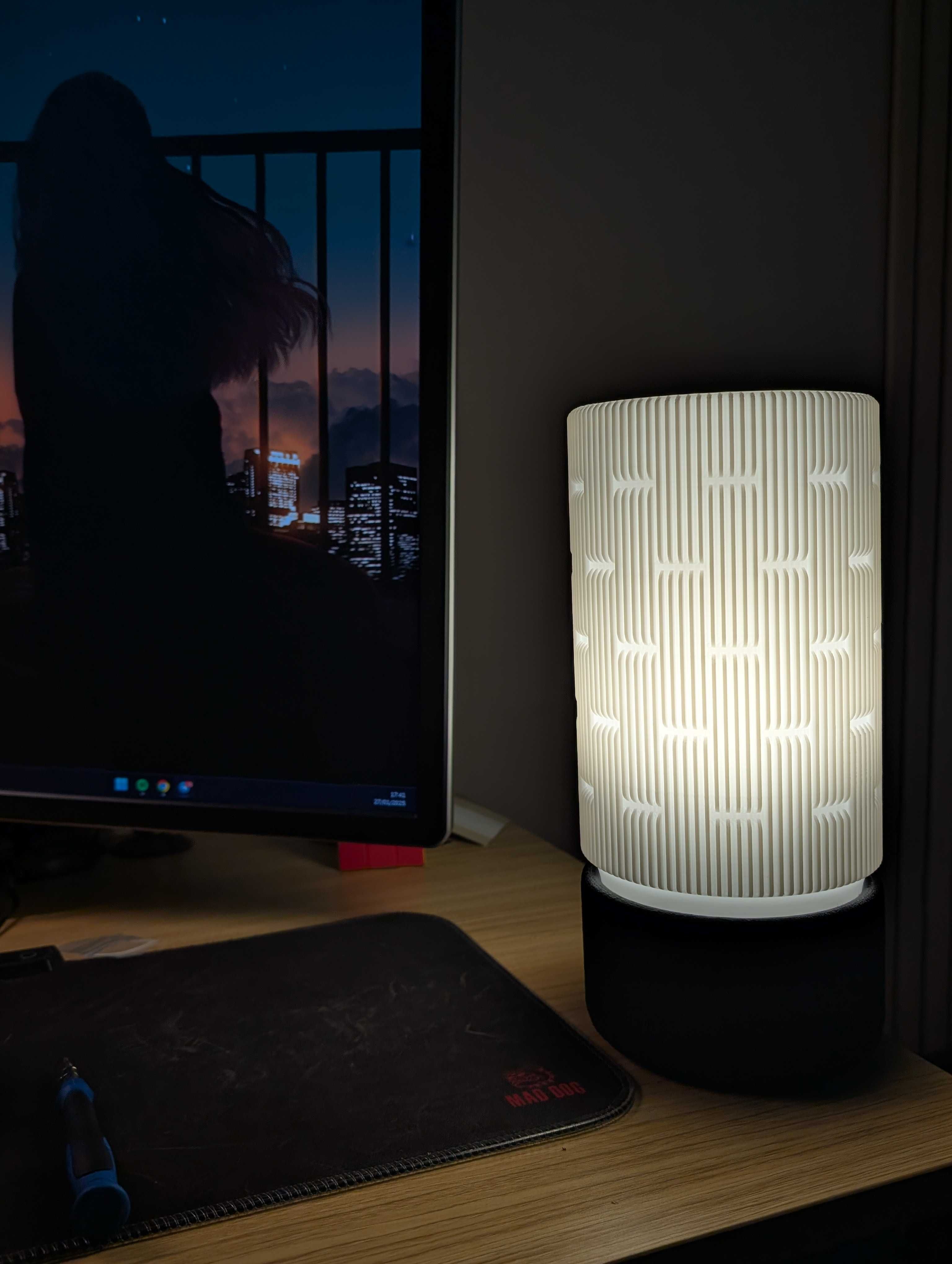 Stylowa lampka nocna własnej produkcji