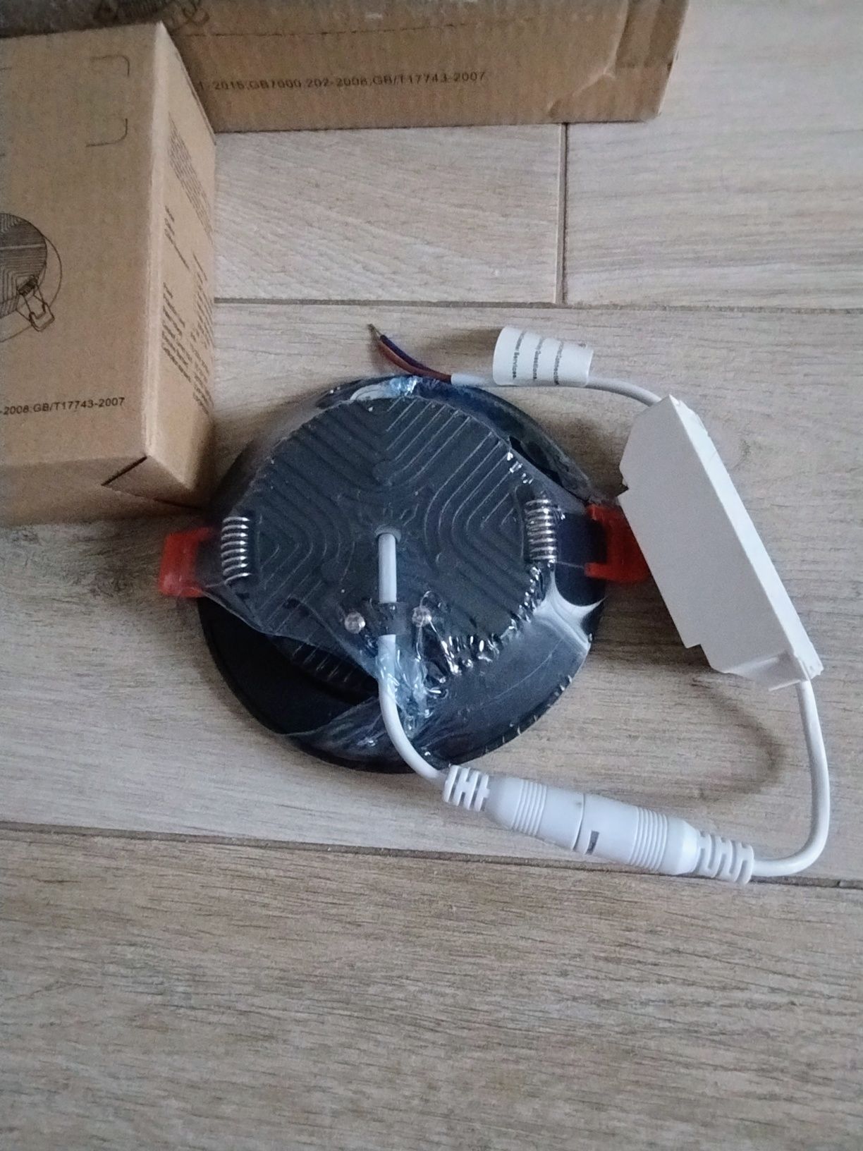 Reflektor sufitowy wpuszczany LED, IP44 chłodne białe 6000K 7w 5szt