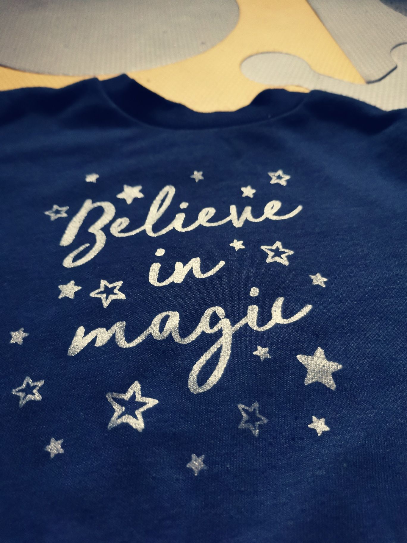 Bluza r. 92 Believe in magic