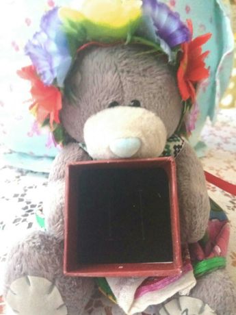 Мишка Тедди с коробкой для подарка.Валентинка коробка
