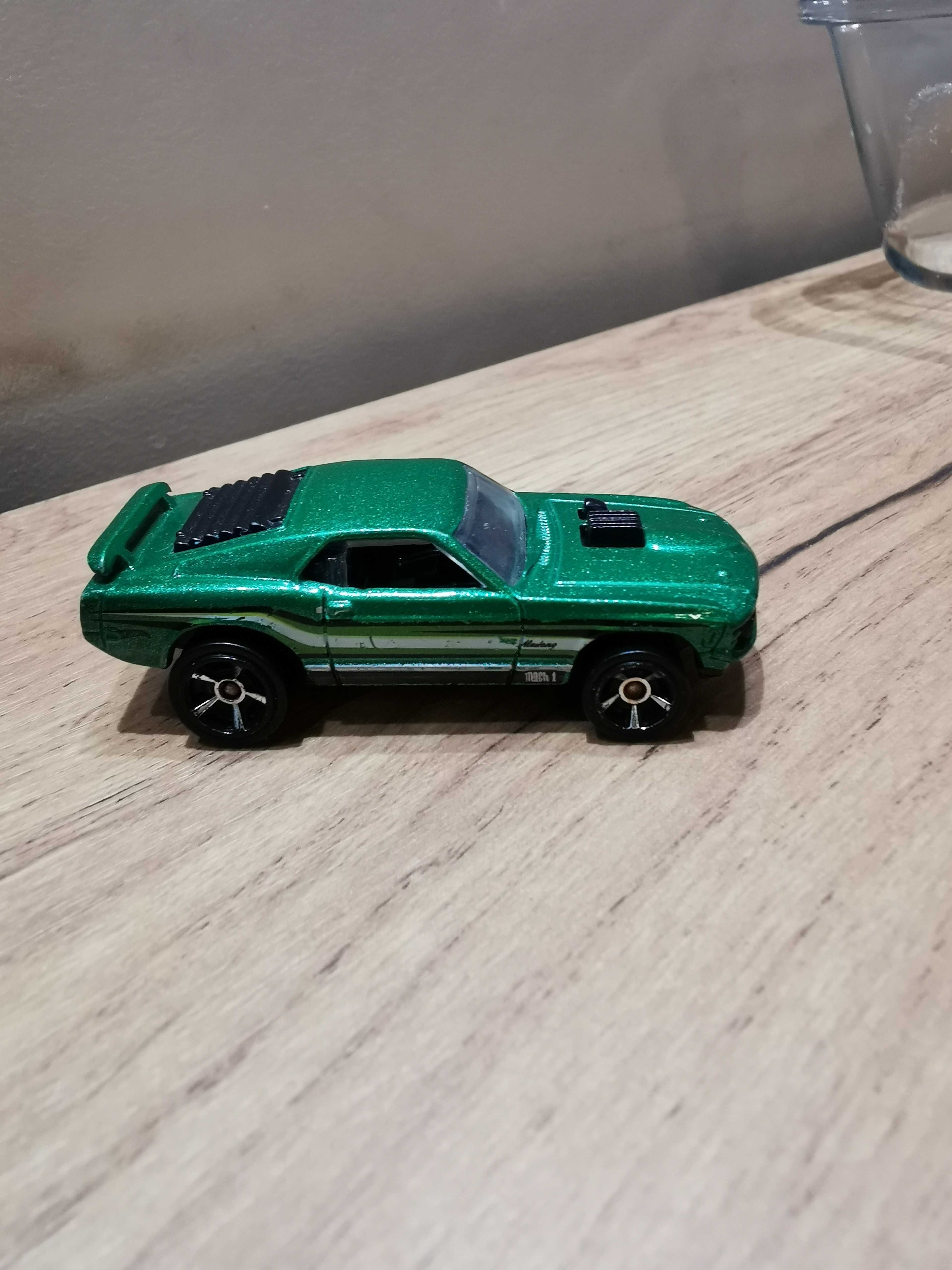 Hot wheels Ford Mustang Mach 1