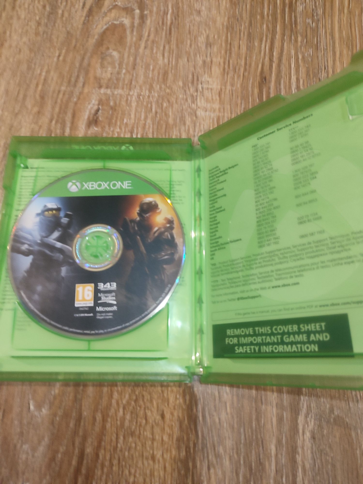 Halo 5 Xbox one x2