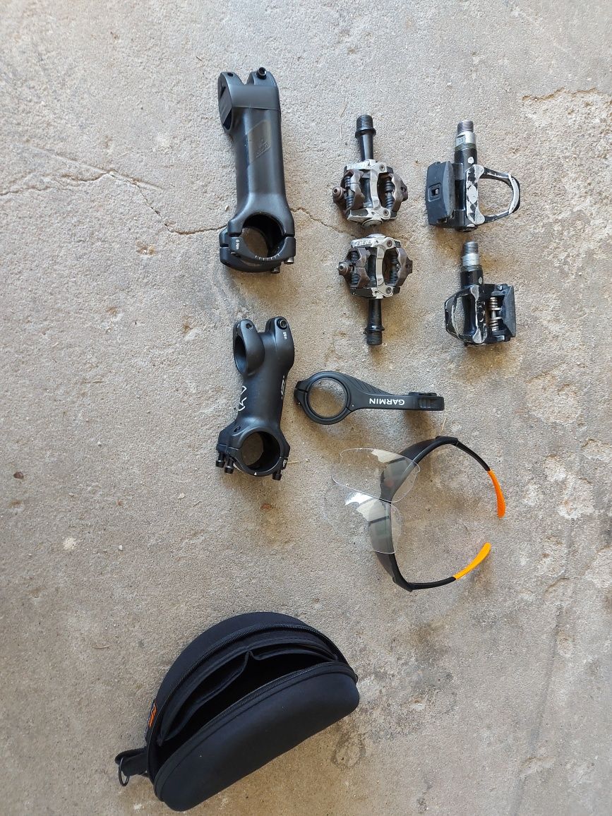 Peças várias para bicicleta