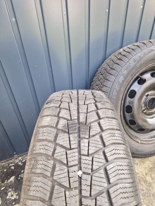 Opony zimowe 185/65 r15 felgi stalowe koła ford fiesta mk7 mk8
