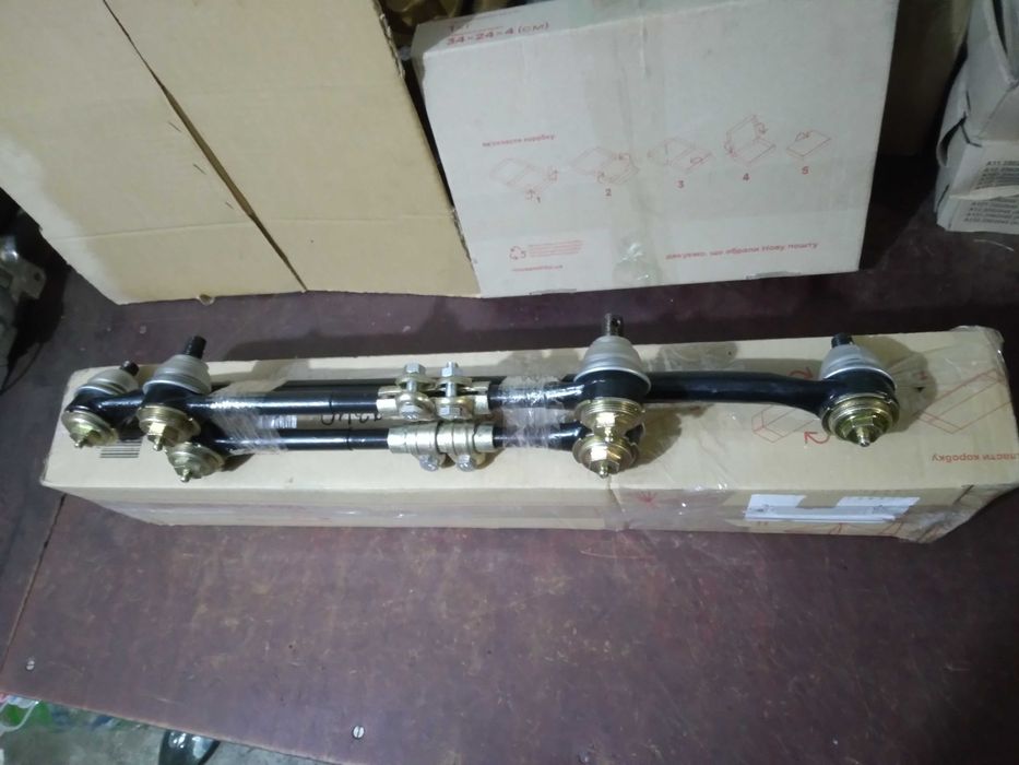 Рулевые тяги Ваз 2121  Нива подтяжные
