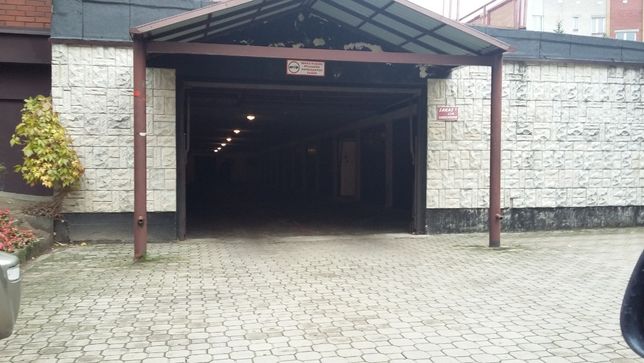Duży garaż Sybiraków do wynajęcia