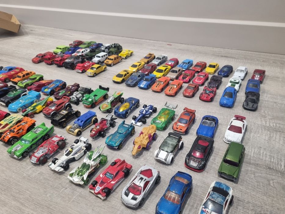 Машинки Hot Wheels, Welly