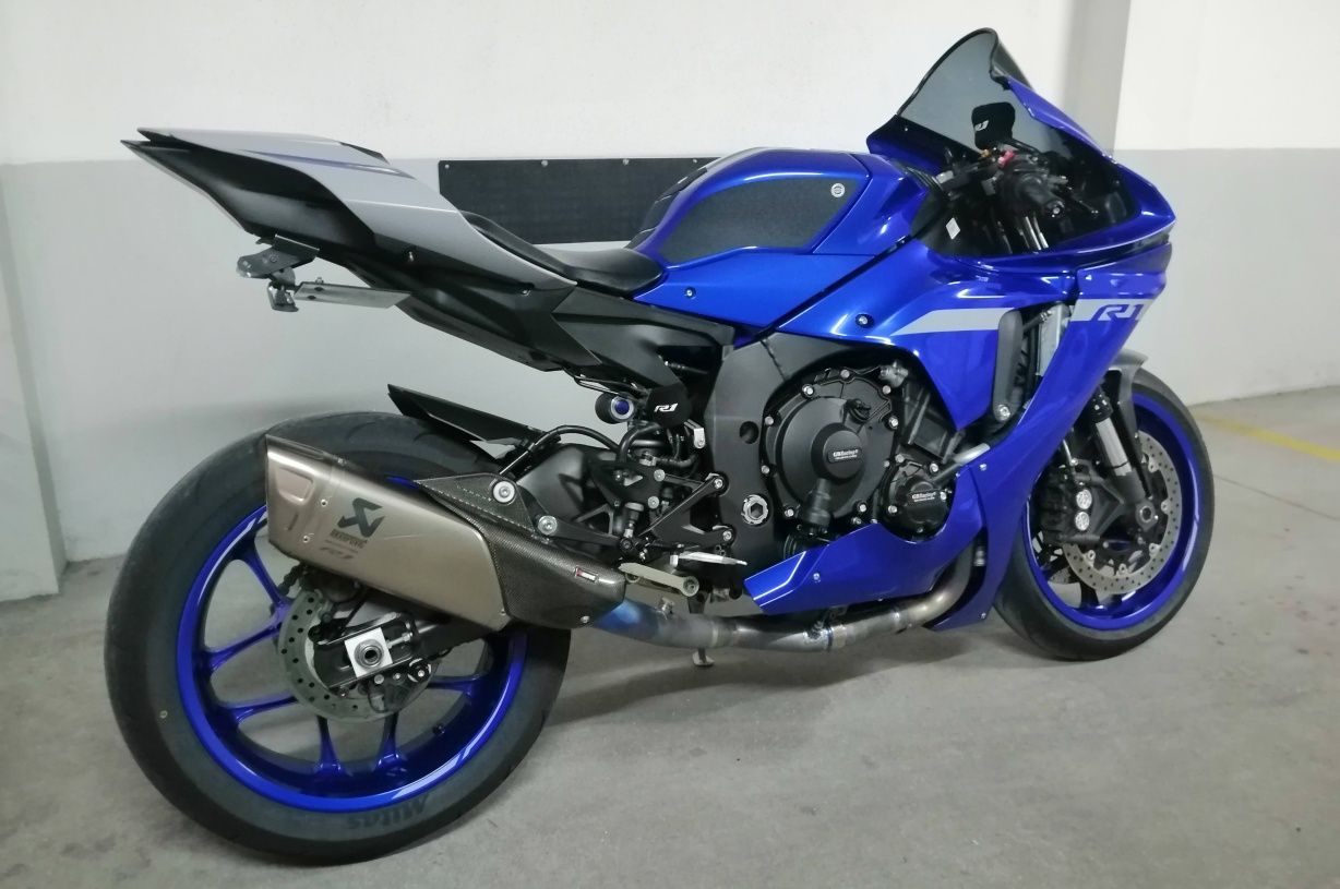 Yamaha R1 último modelo
