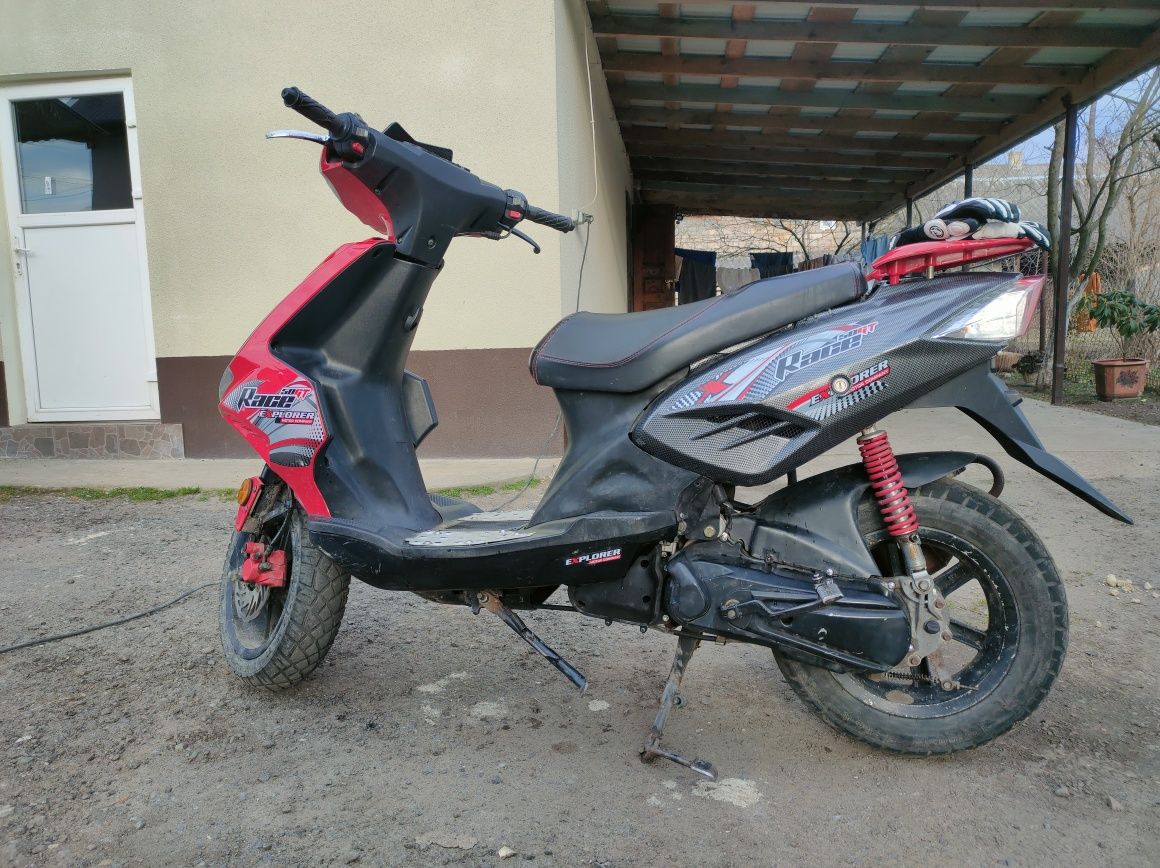 Скутер Explorer 50rr