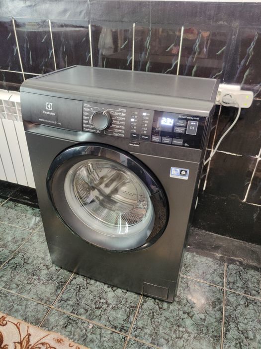 Стиральная машина Electrolux EW6S406BX