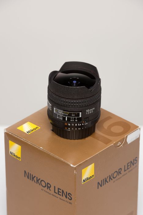 Obiektyw Nikon Nikkor AF Fisheye 16mm f/2.8D