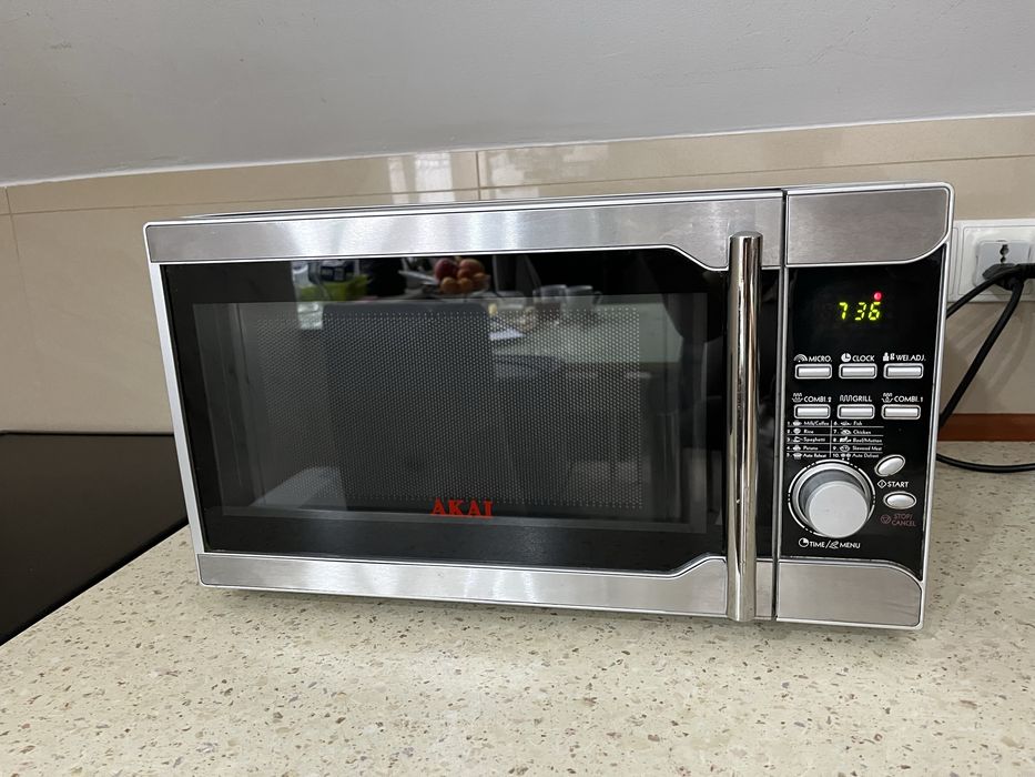 Kuchenka mikrofalowa w bardzo dobrym stanie