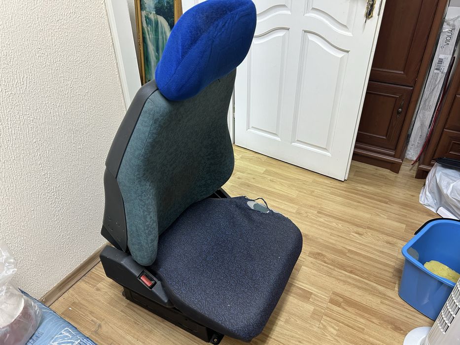 Продам сидіння водія на сідловий тягач VOLVO FH 420 EURO 3