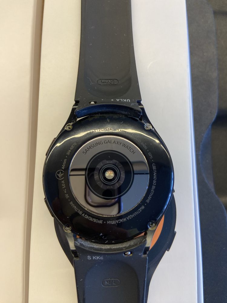 Годинник Sumsung Galaxy Watch 4 (44 mm)