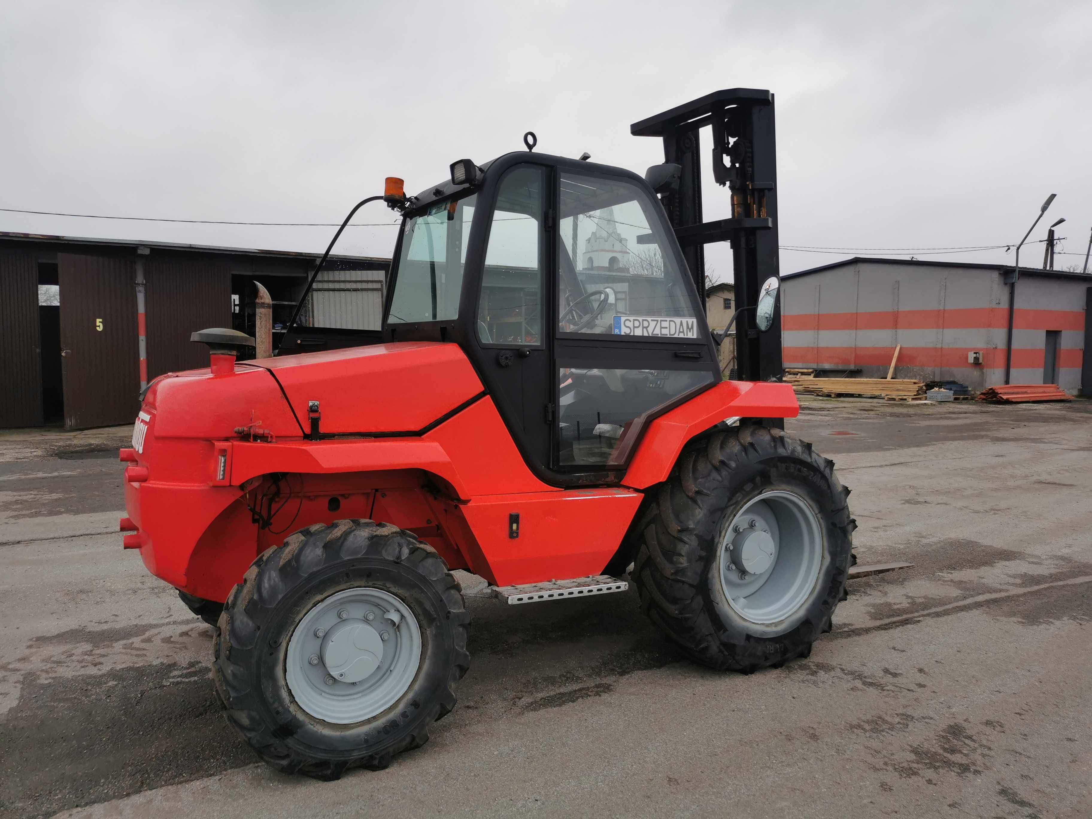 Wózek widłowy Terenowe Manitou M26-4 4x4 2004r