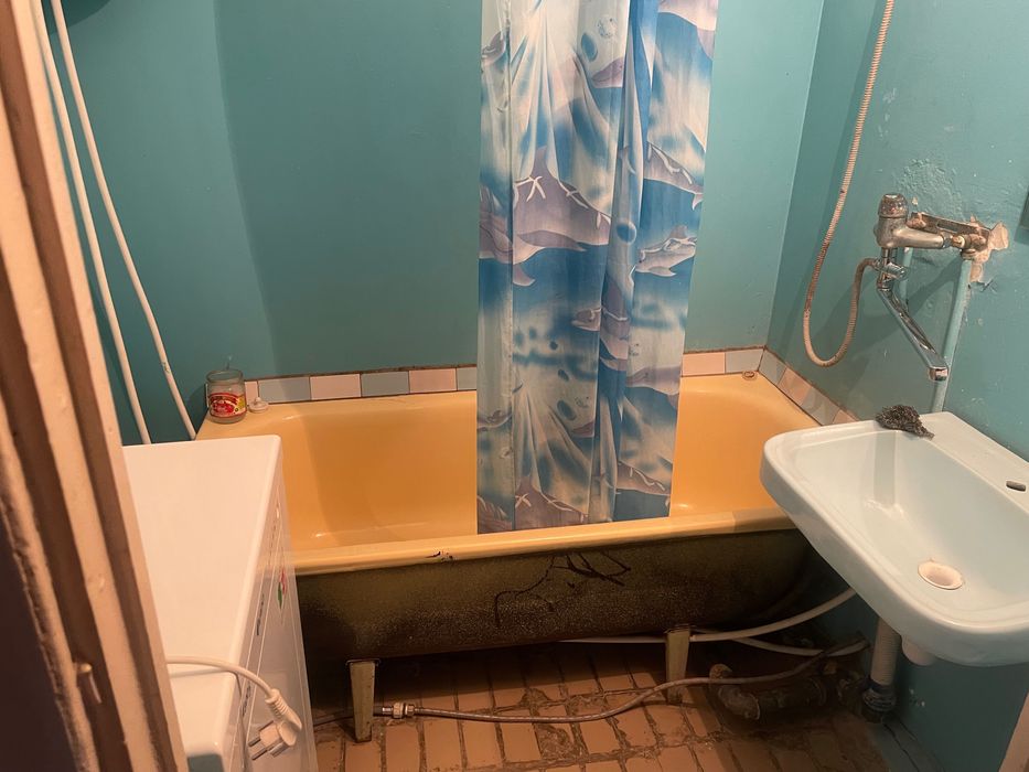 БЕЗ ЗАЛОГА Сдам 3х комнатную квартиру в районе Площади Новая почта 3