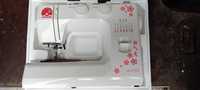 Продам бытовую швейную машинку новую на гарантии срочно JANOME