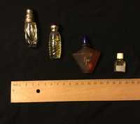 Conjunto de Miniaturas de Perfumes 01
