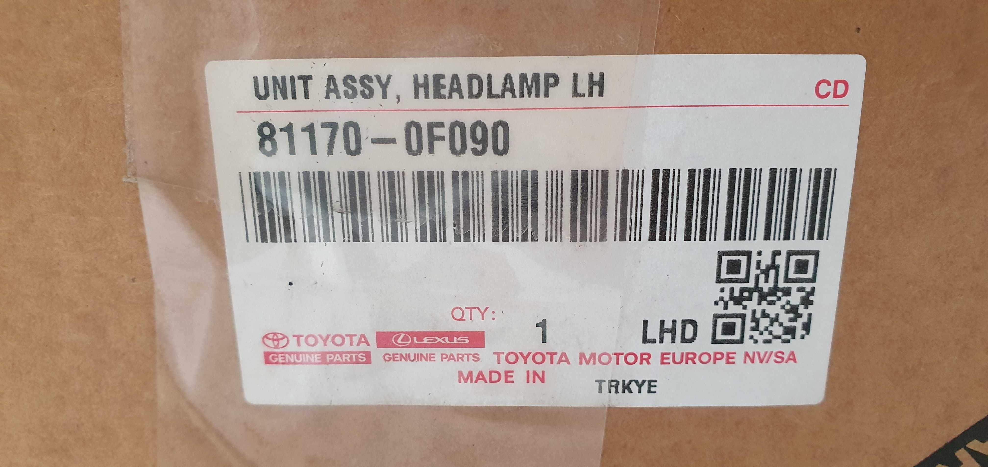 Lampa lewy przód Toyota Verso 09- lift OE Nowa