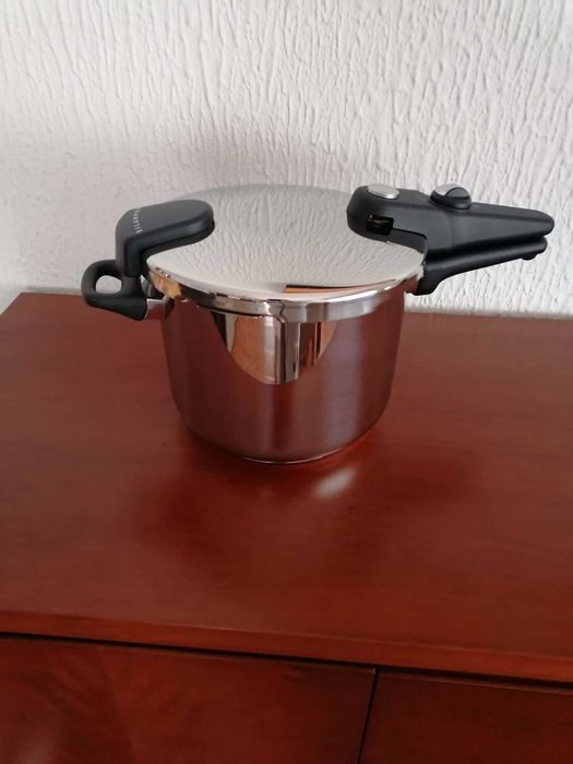 Panela de pressão 6L - Silampos (Nova)