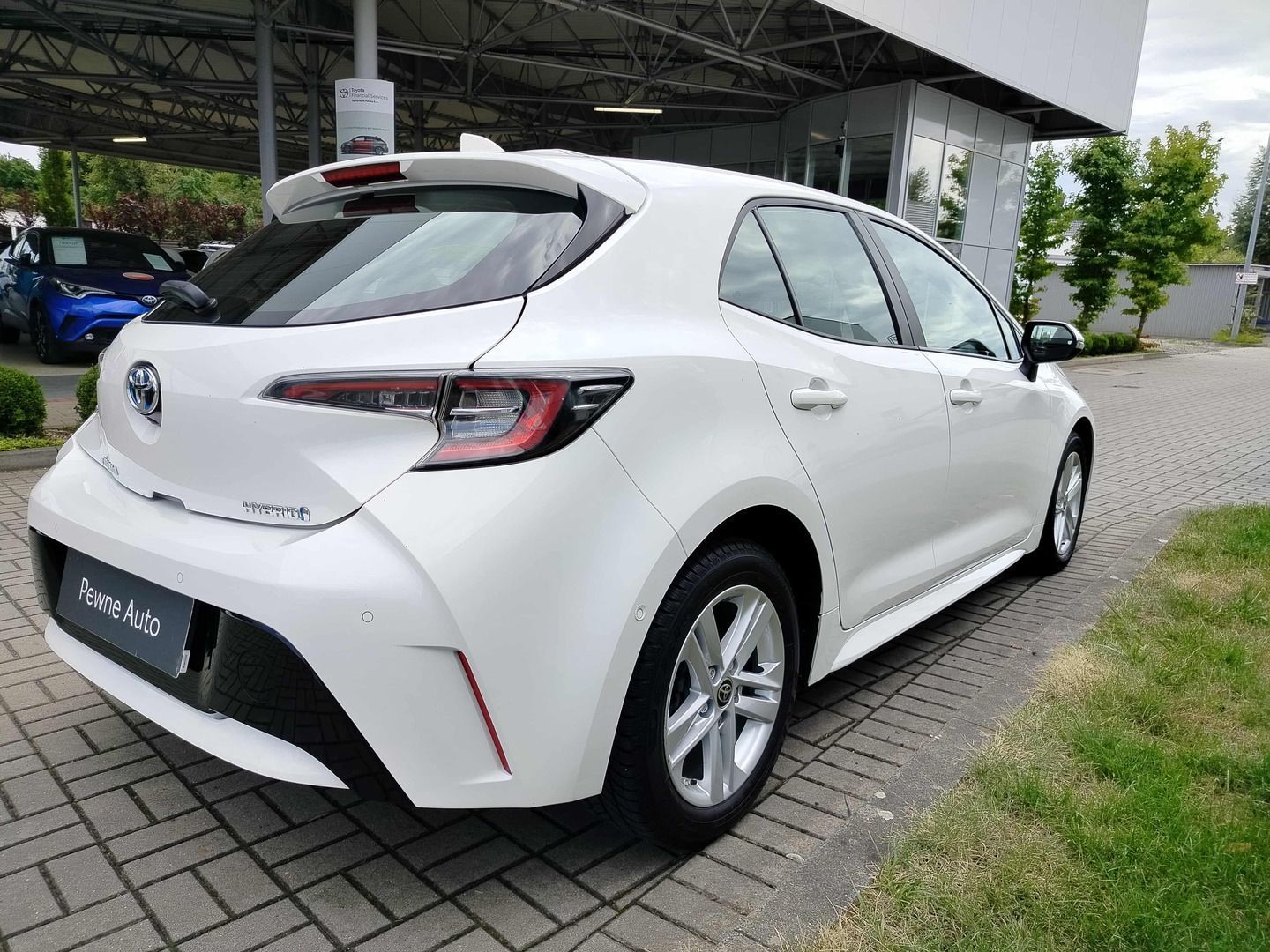 Toyota Corolla Niezawodna Toyota 1.8 Hybrid Comfort f.vat