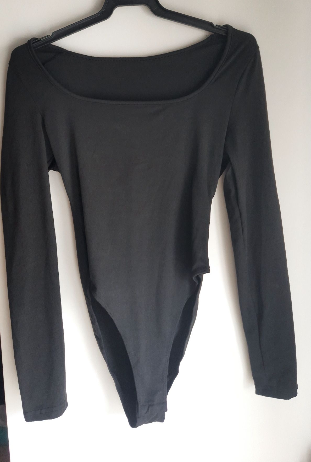 Body simples preto