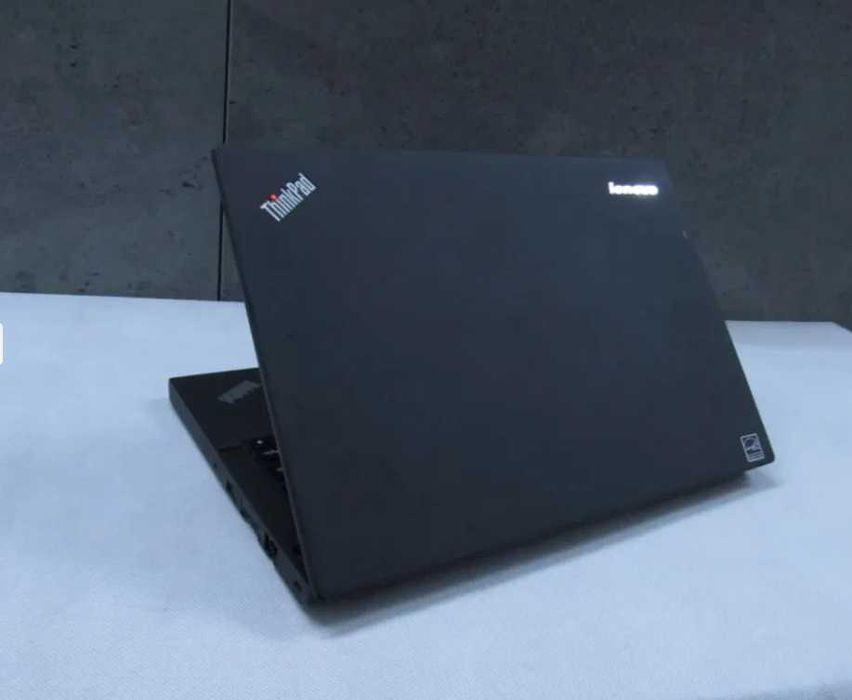 Tani Laptop  Lenovo X250 i5 5200U 8GB dysk SSD 128GB Laptop ThinkPad