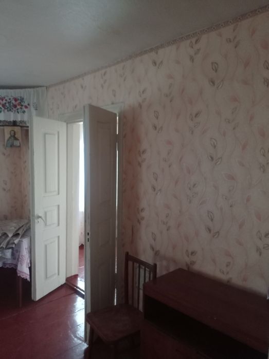 Оселя біля Чернігова. Поряд річка Десна. Є-ВІДНОВЛЕННЯ.