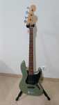 Fender Jazz Bass MIM com captadores Noiseless