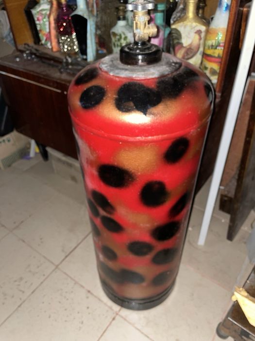 Газовый баллон ( пустой)