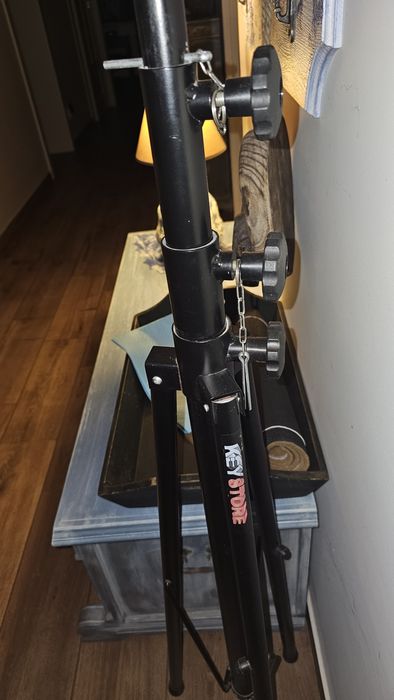 Statyw do głośników lub oświetlenia